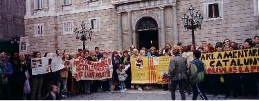 About 1000 Catalonians were there with banners and chanting, Tortura animal al codigo penal! petitioning for justice for the abused and tortured animals of Spain, 
